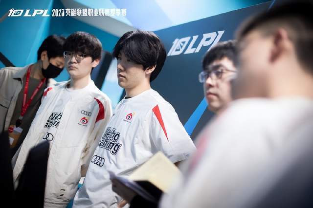 续缴纳高额 续缴纳高额