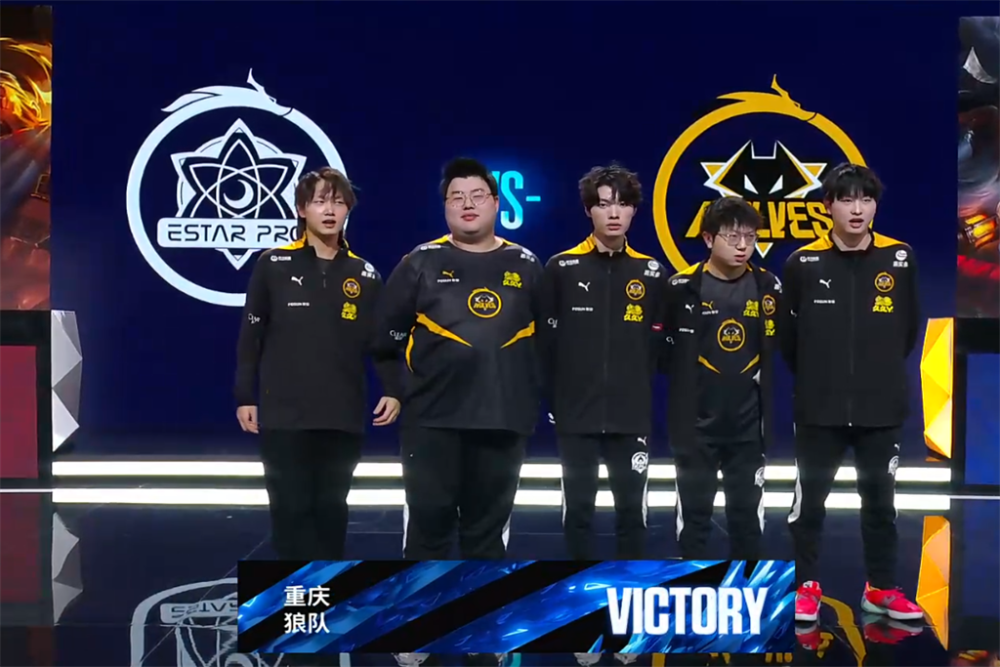 也有竞技的 也有竞技的